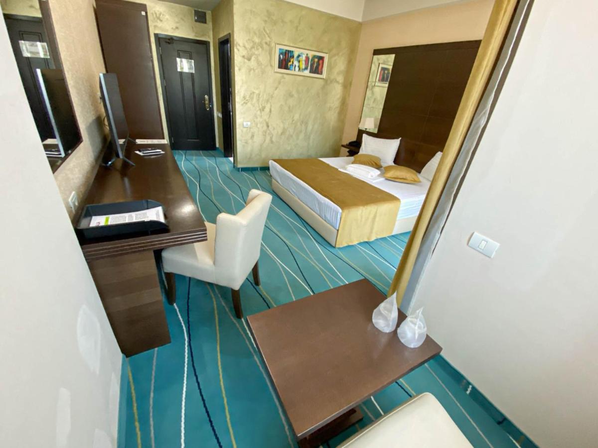 Hotel Nevada 콘스탄차 외부 사진