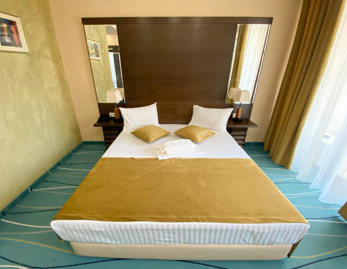 Hotel Nevada 콘스탄차 외부 사진