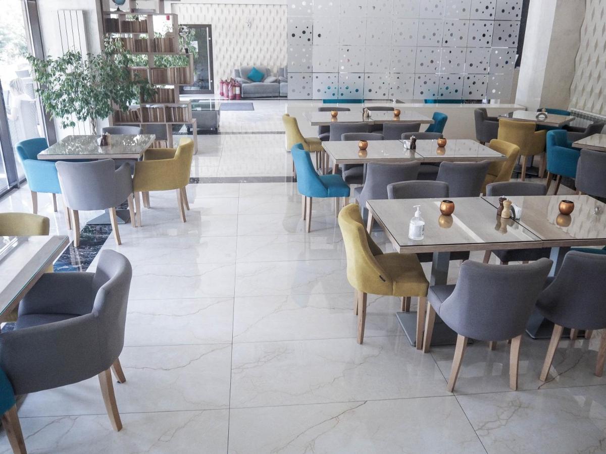 Hotel Nevada 콘스탄차 외부 사진
